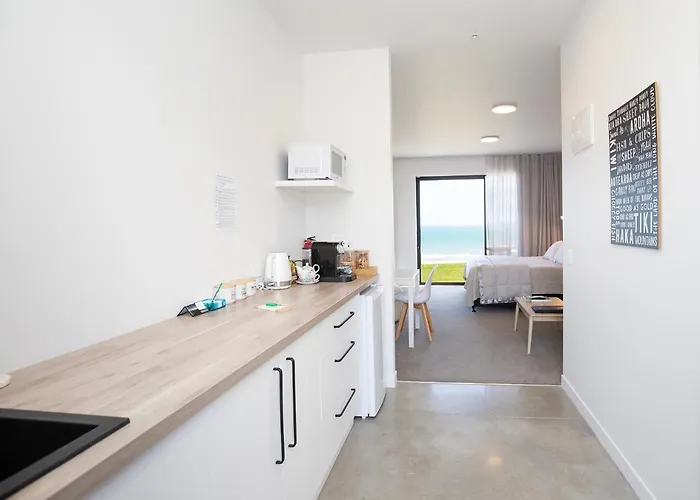 Greymouth Hotels with a View