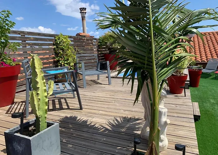 Perpignan Hotels with a View