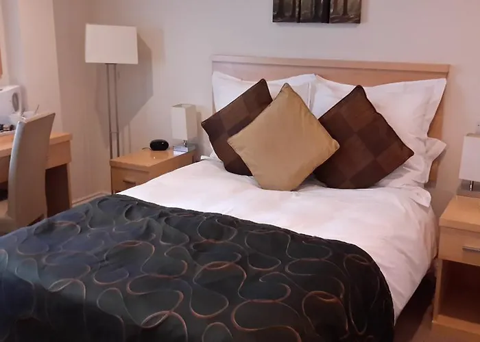 Horsham Hotels with a View