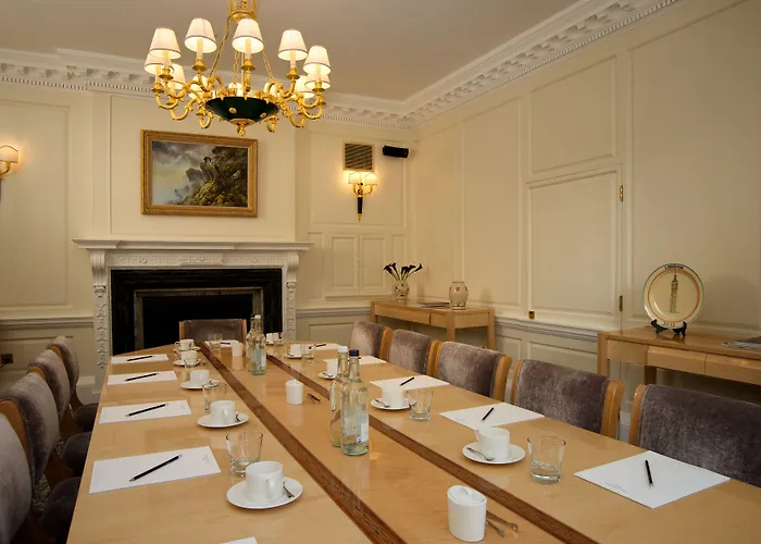 Colchester Hotels with a View