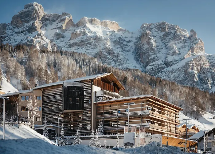 San Cassiano (Badia) Hotels with a View