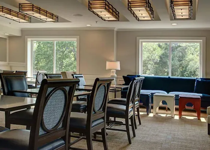 Sag Harbor Hotels with a View