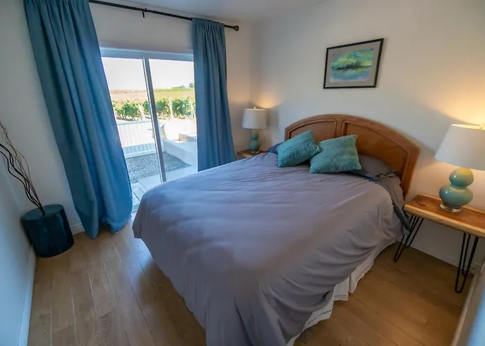 Osoyoos Hotels with a View